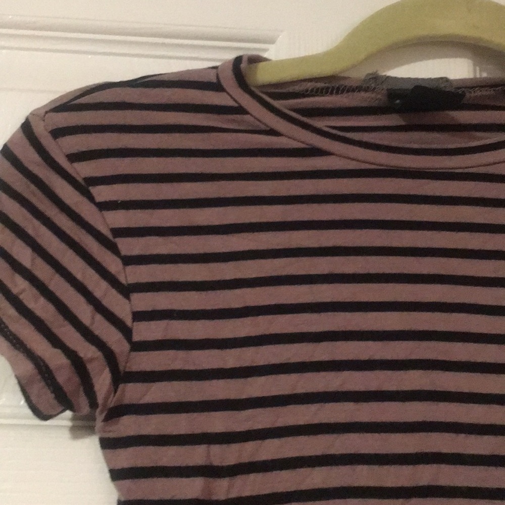 Crop tee - Picture 2 of 2
